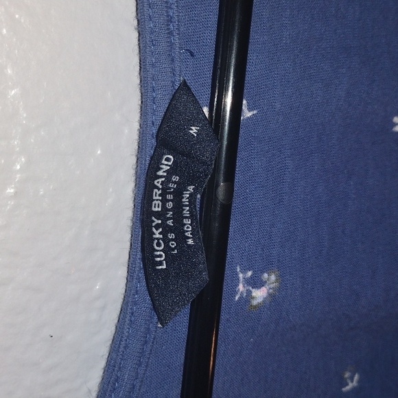 Blue Lucky Brand Floral Layering Tank with Pearl Buttons. M - Picture 4 of 6